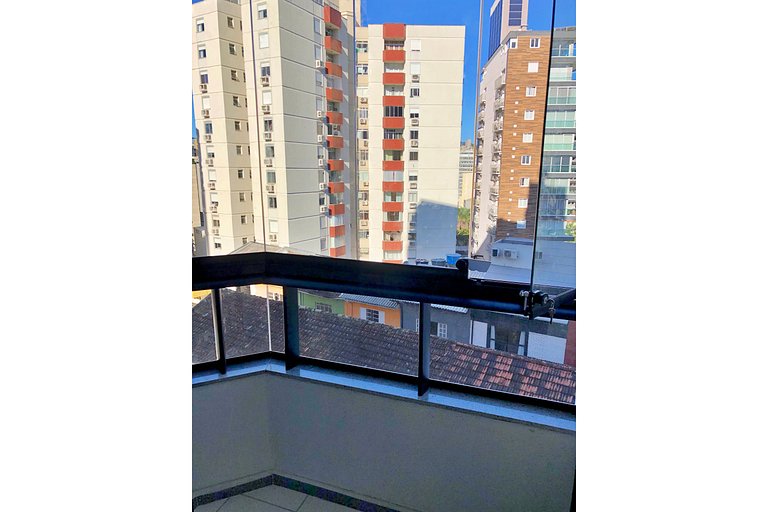 3.6 Flat confortável na melhor localização da Ilha