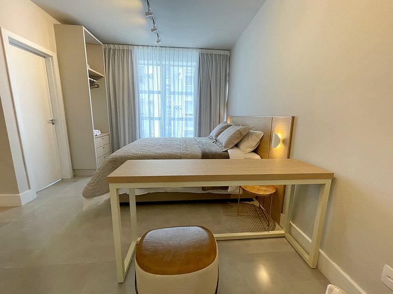 VA604 - Studio Moderno e Elegante | Centro de Floripa
