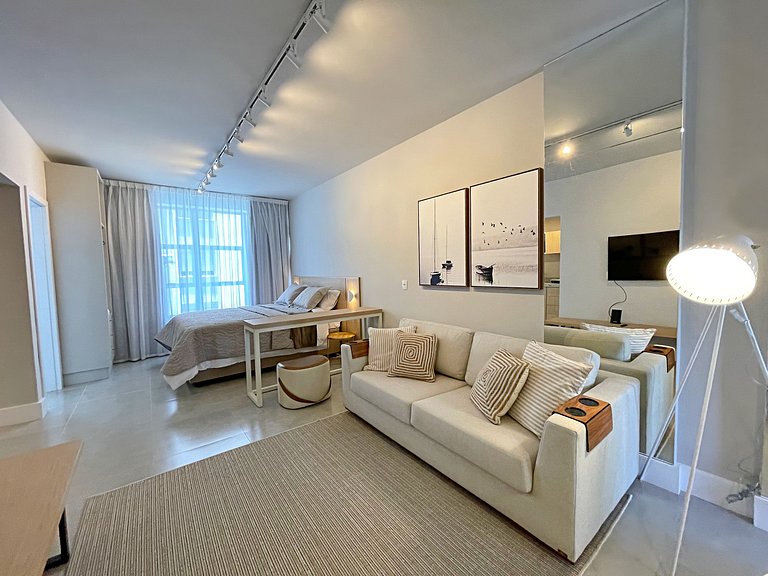VA604 - Studio Moderno e Elegante | Centro de Floripa