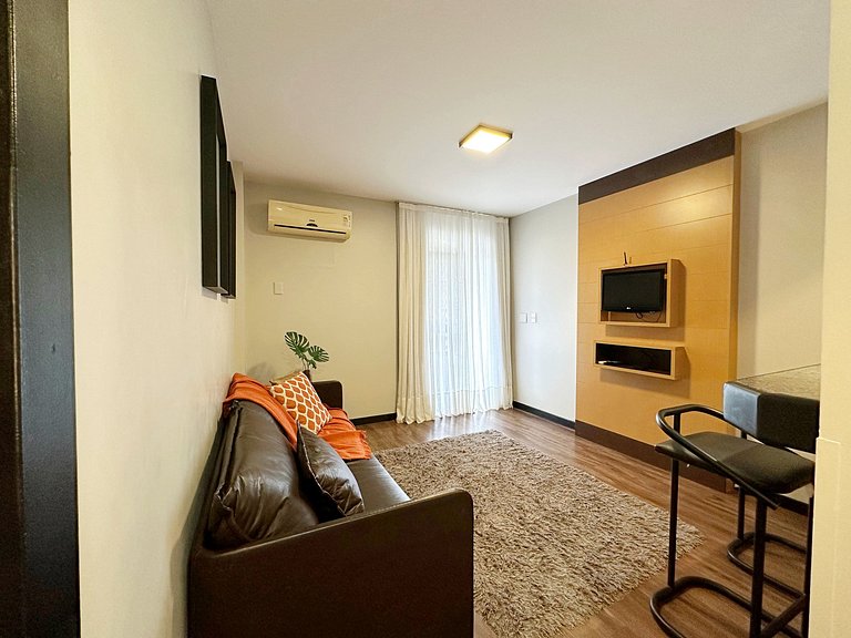 5.6 - Flat em cond. com vista para Ponte Hercílio Luz