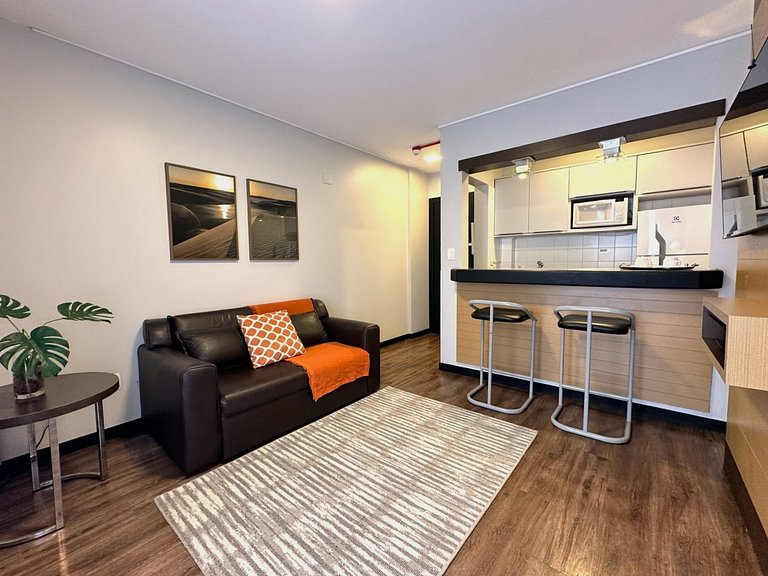 5.8 - Flat confortável prox. à av. Beira-Mar Norte