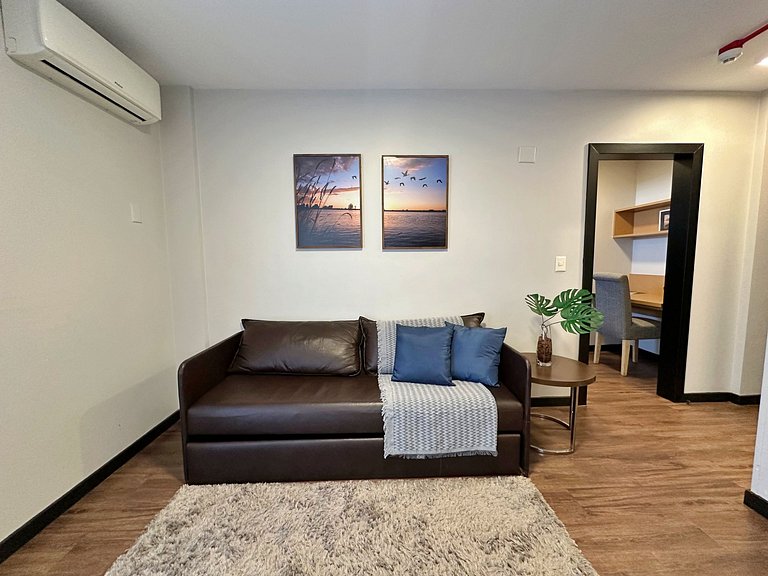 8.4 Lindo Flat com vista parcial para o mar