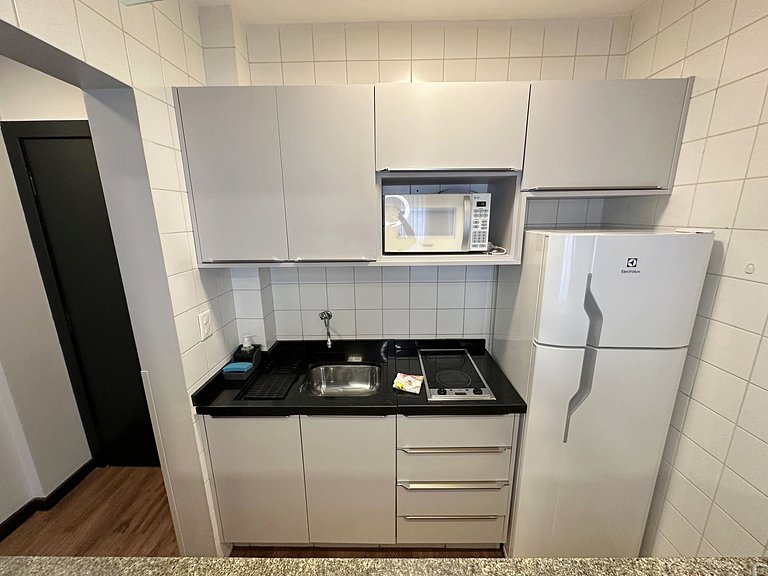 8.4 Lindo Flat com vista parcial para o mar
