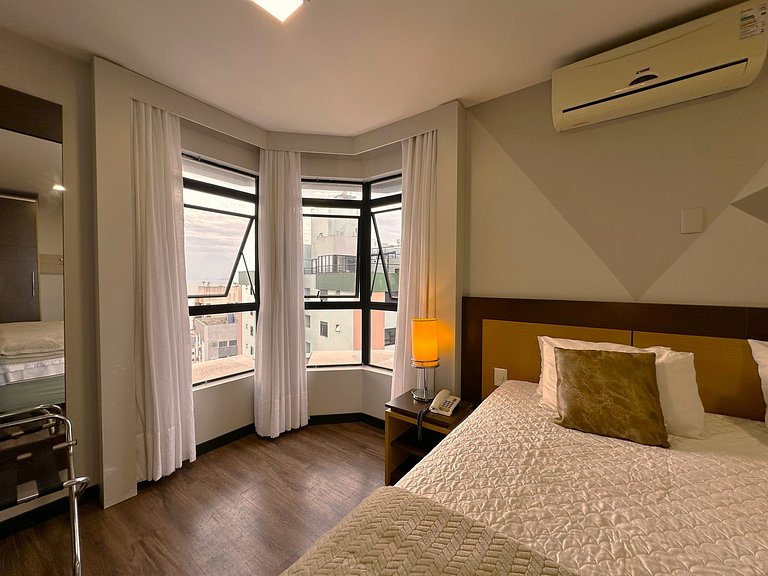 9.7 Flat na melhor localização de Floripa