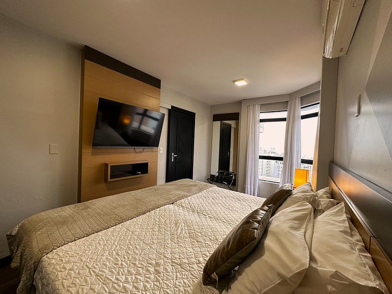 9.7 Flat na melhor localização de Floripa