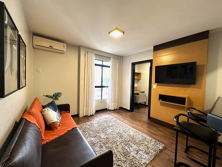 9.7 Flat com vista parcial para o mar