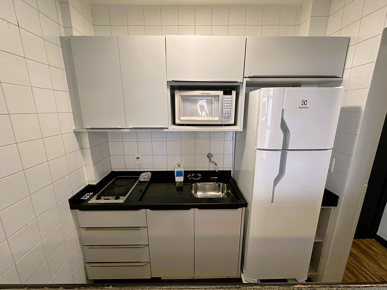 9.7 Flat com vista parcial para o mar