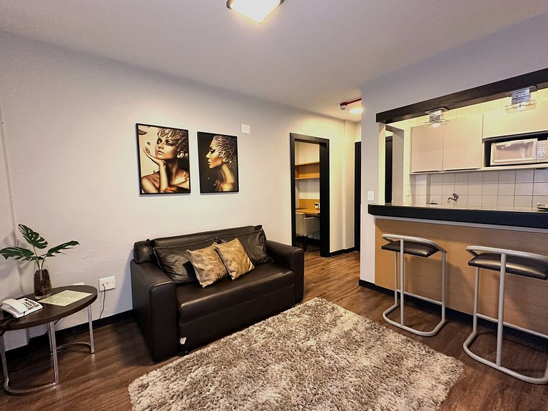 4.4 - Flat charmoso prox. Av. Beira-mar Norte