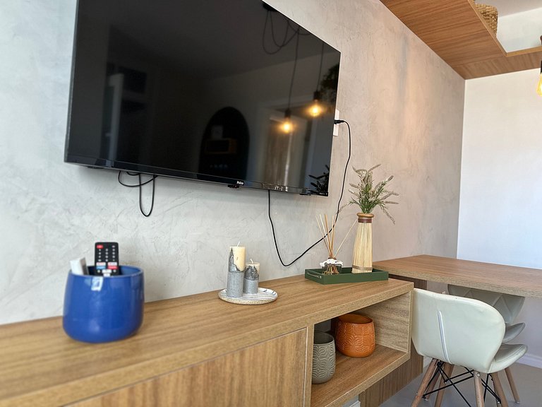 7.4 Apto moderno e mobiliado no Centro de Floripa