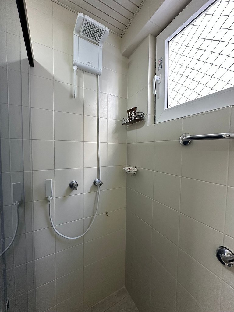 7.4 Apto moderno e mobiliado no Centro de Floripa