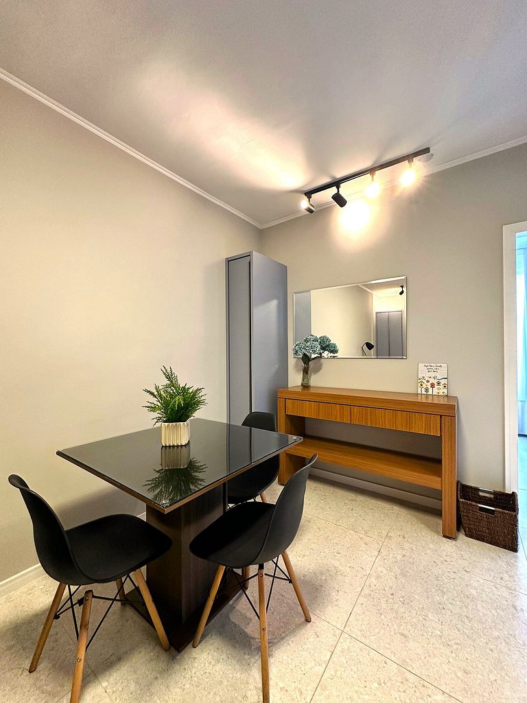 VA 205 - Apto acolhedor em localização excelente