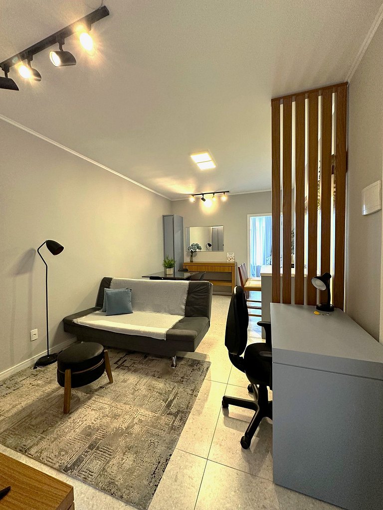 VA 205 - Apto acolhedor em localização excelente