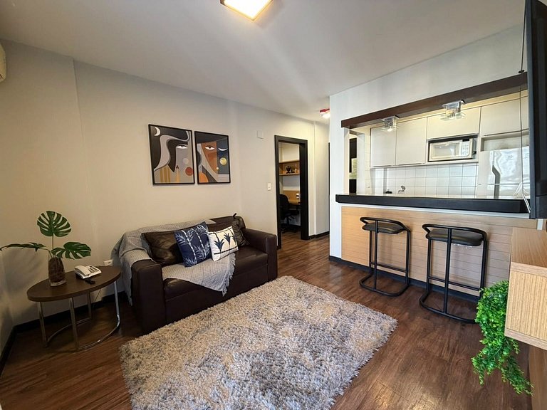 4.4 - Flat charmoso prox. Av. Beira-mar Norte