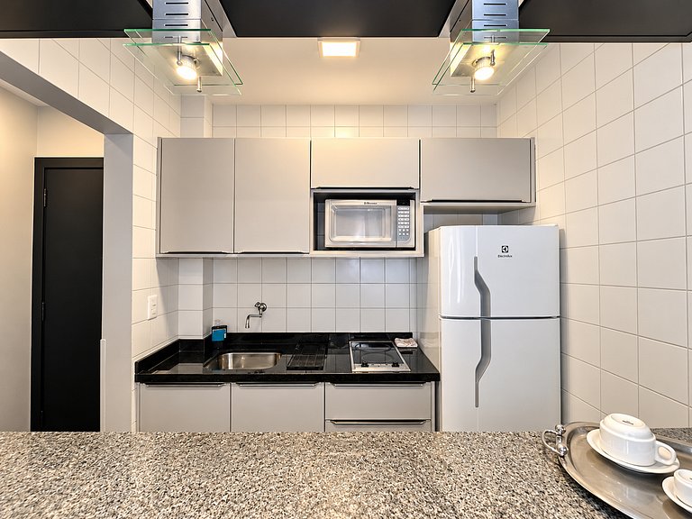 8.5 Flat charmoso com vista parcial para Ponte