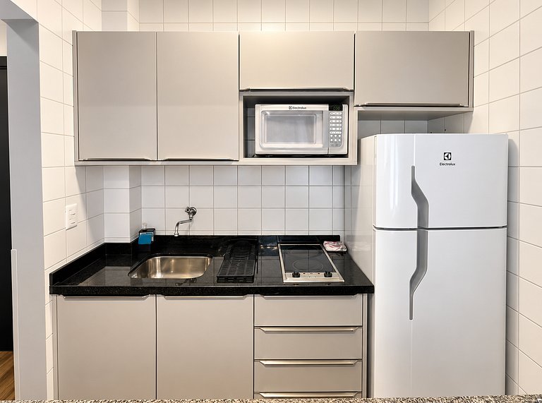 8.5 Flat charmoso com vista parcial para Ponte