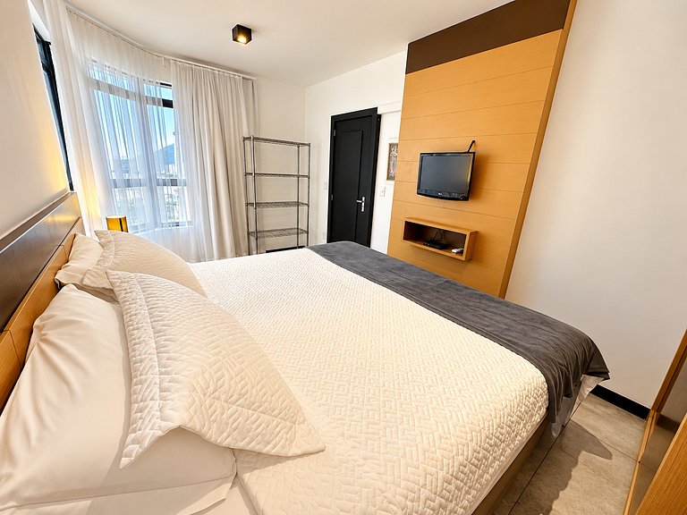 11.8 Flat moderno na melhor localização de Floripa